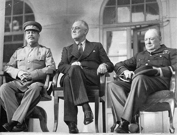 Сталин, Рузвельт и Черчилль Тегеран 1943 год